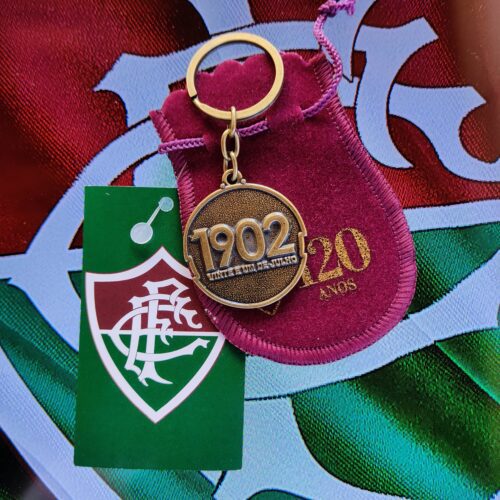 Chaveiro Oficial Comemorativo 120 Anos do Fluminense: Ostente seu amor pelo Tricolor com estilo!